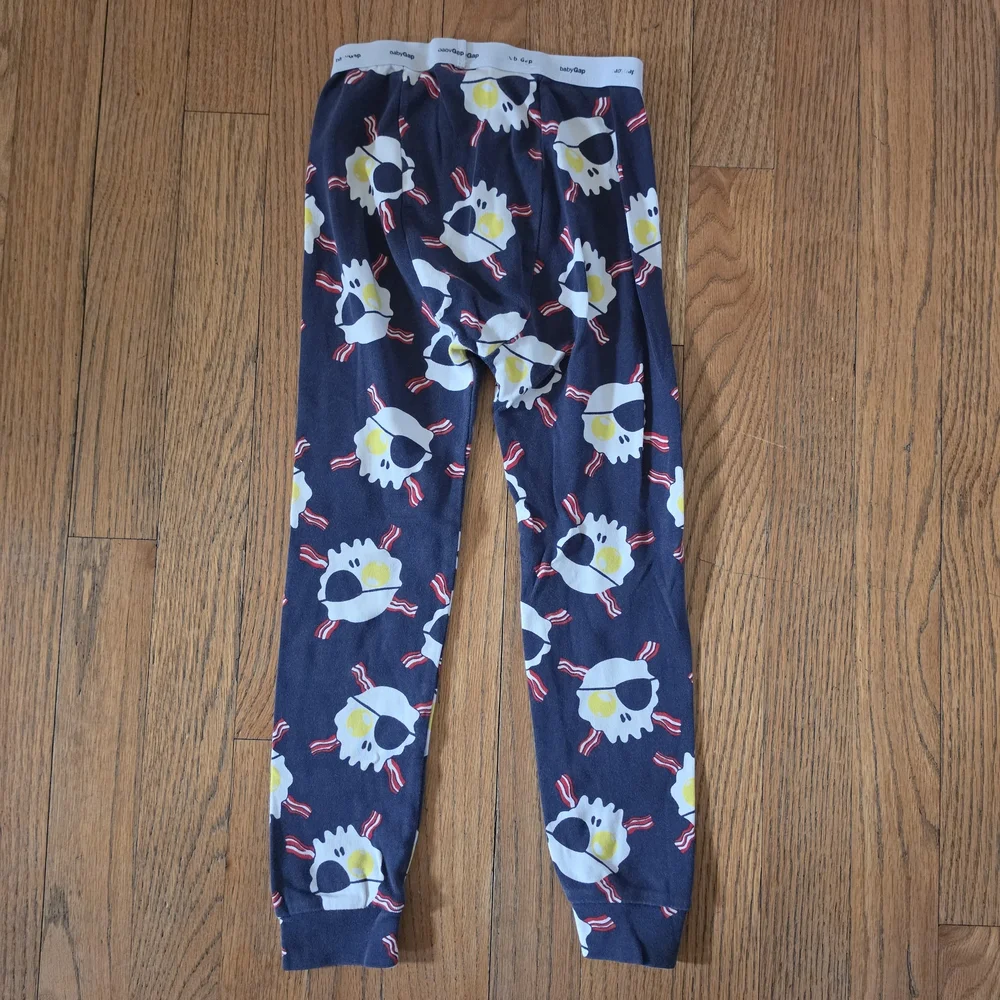 GAP Fun Egg Skull & Bacon Kids Pajama Set Size 5